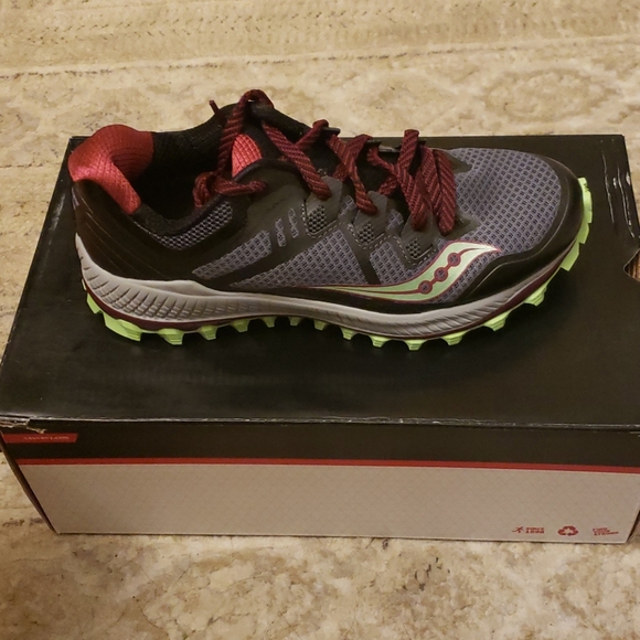 saucony peregrine womens size 7
